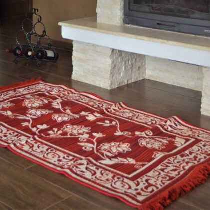 covor bumbac rosu cu trandafir-0